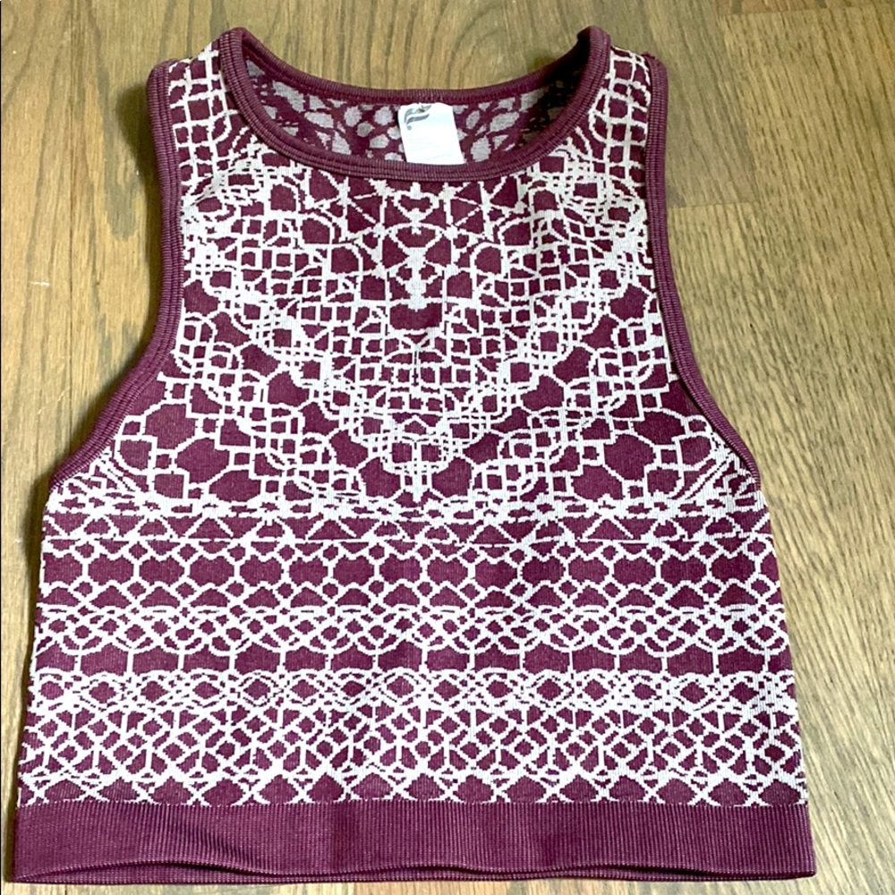Burgundy Seamless Cropped tank- Fabletics
